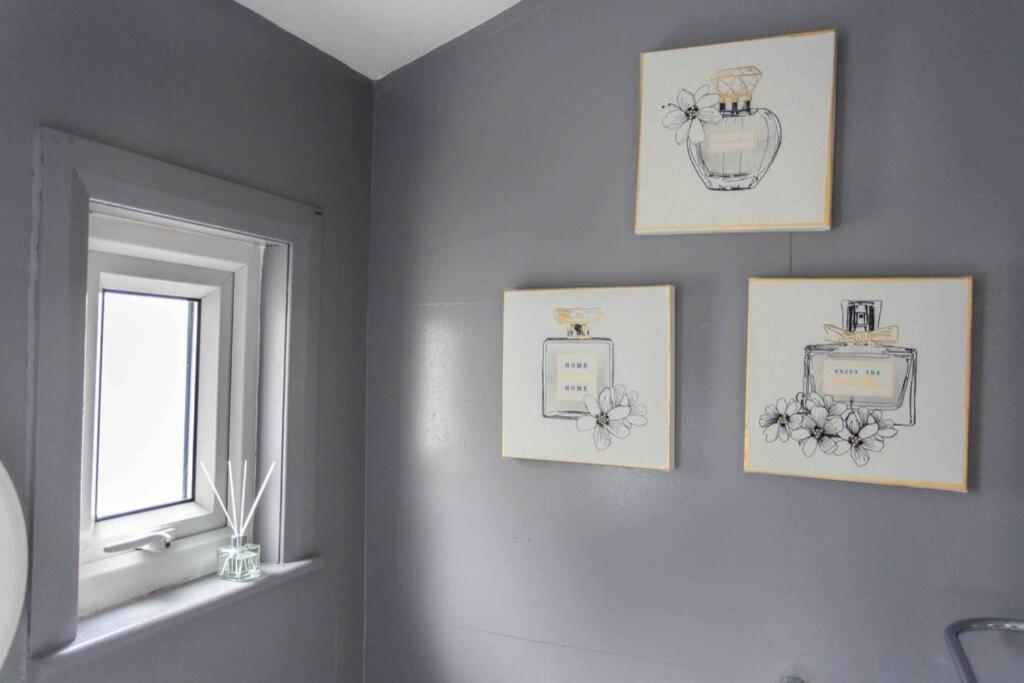 Case de vacanță Contemporary 3 Bed House With Spacious Garden Close To Stratford Londra